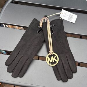 Mia and Tess Elegant Black women’s Gloves with MK key chain or bag decor